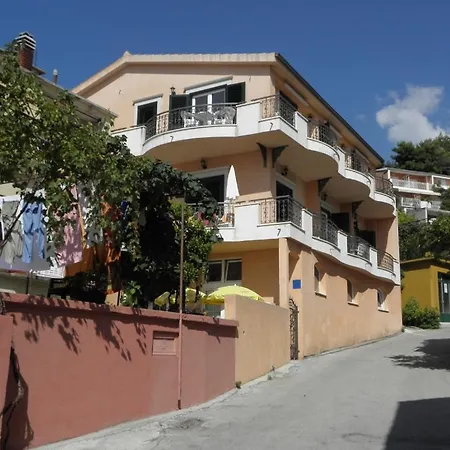 In With Sea View, Terrace, Air Conditioning, Wifi 3812-1 * Podgora